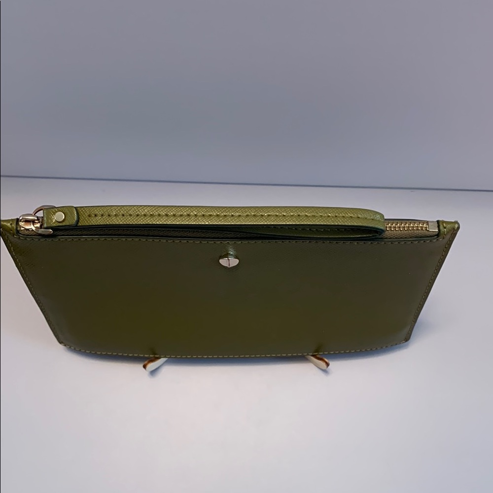 Kate Spade Olive Saffiano Leather Wristlet W Butterfly Bag Charm - Picture 3 of 16